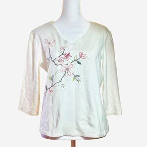 J. Jill Women’s M White 3/4 Sleeve Stretch Shirt Embroidered Flower Top